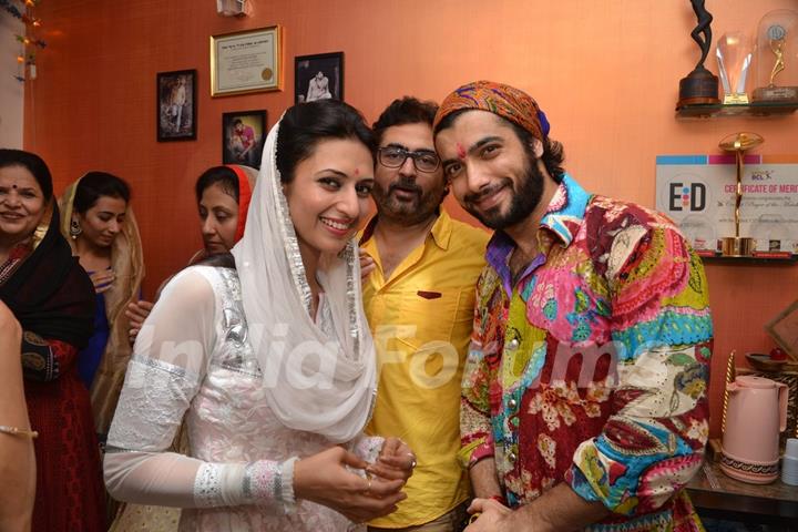 Sharad Malhotra Celebrates Ganesh Utsav with Divyanka Tripathi