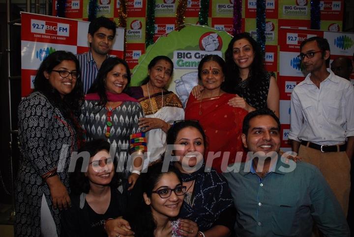 Asha Bhosle Celebrates Ganesh Utsav with 92.7 Big FM