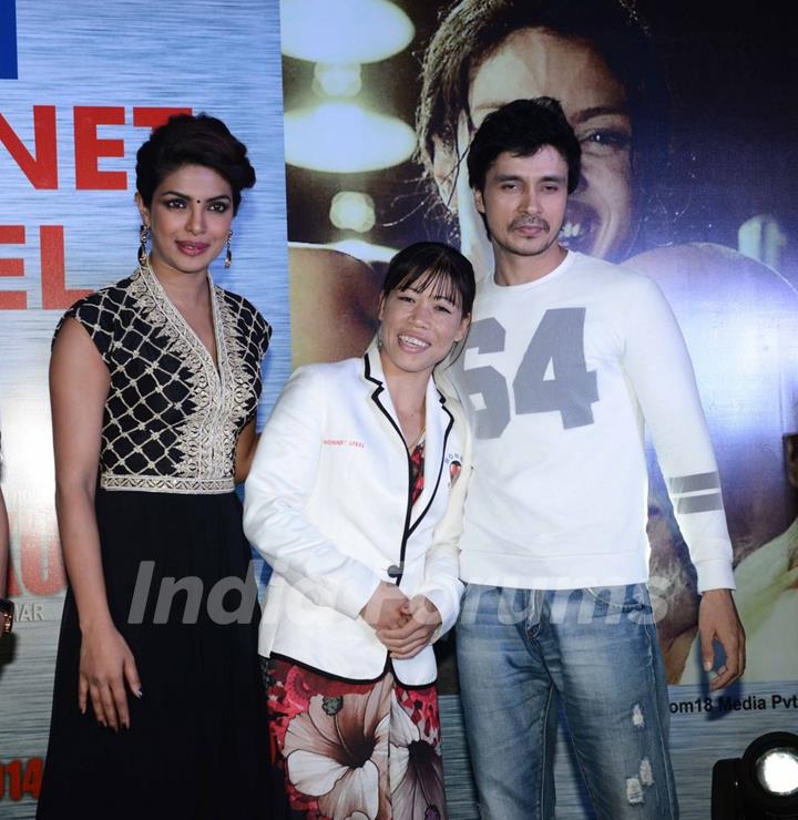 Priyanka Chopra with Mary Kom and Darshan Kumar were at the Promotions of Mary Kom in Delhi