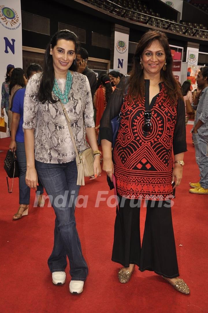 Mana Shetty with a friend at Design One Exhibition by Sahachari Foundation