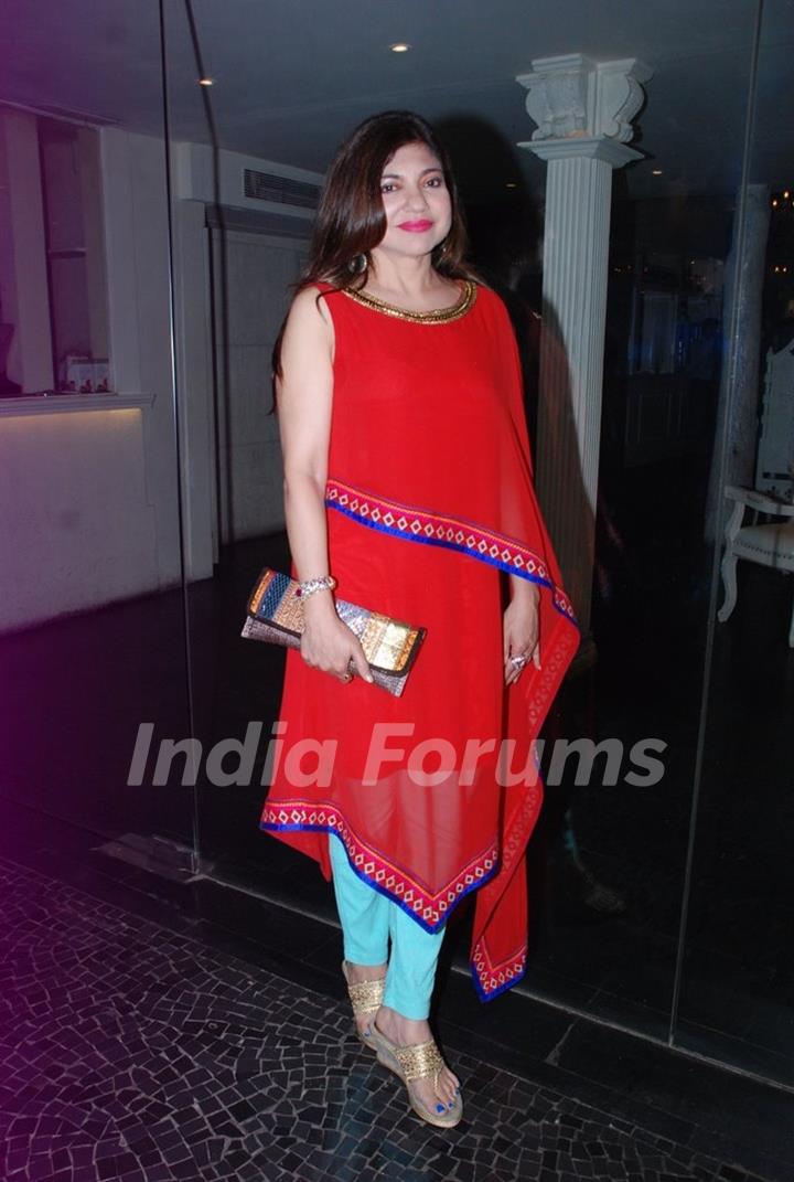 Alka Yagnik poses for the media at the Sun Down Party of Sony Pal's Simply Baatein