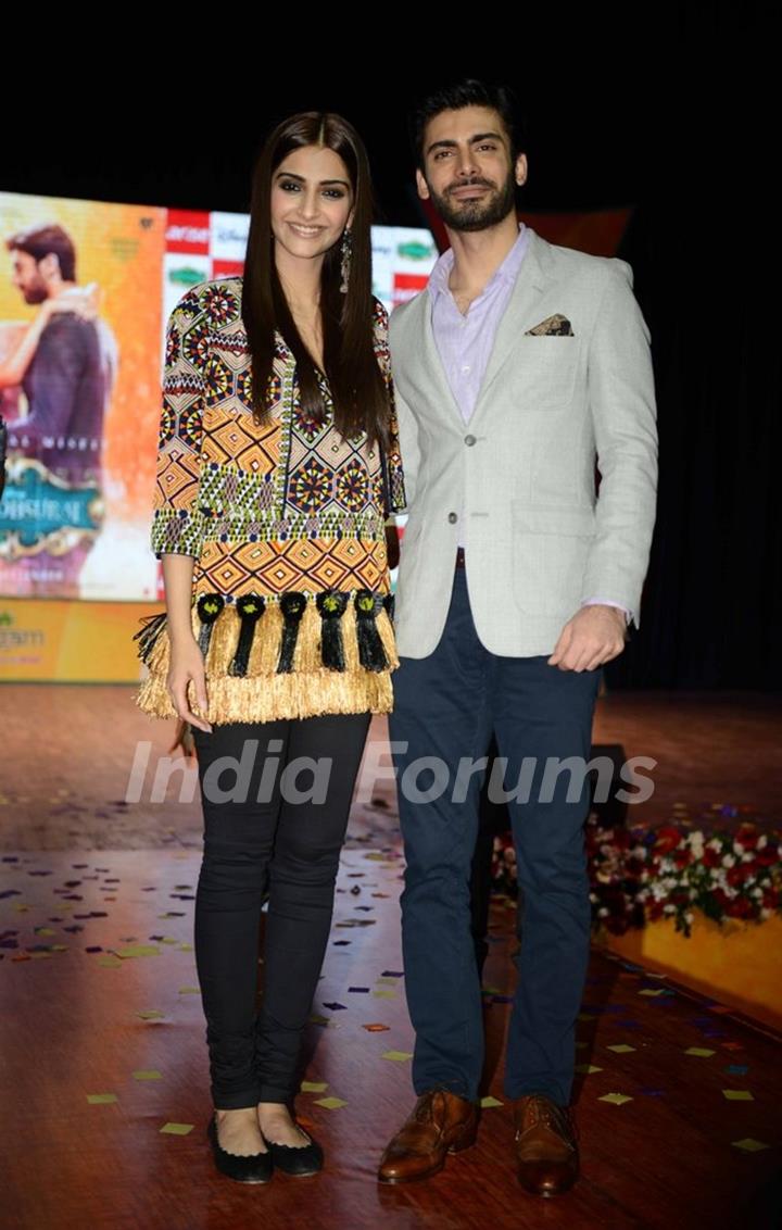 Sonam Kapoor and Fawad Khan Promote Khoobsurat in Delhi