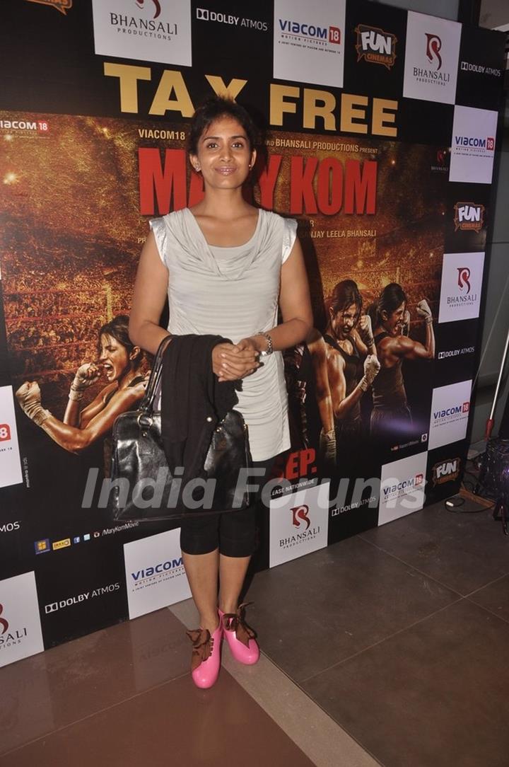 Sonali Kulkarni at the Special Screening of Mary Kom