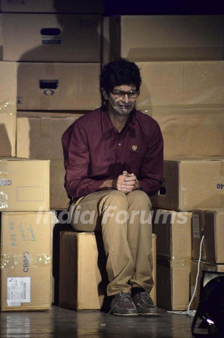 Purab Kohli at the Play