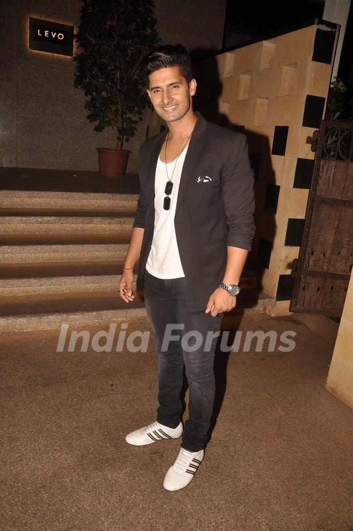 Ravi Dubey at Sargun Mehta's Birthday Bash