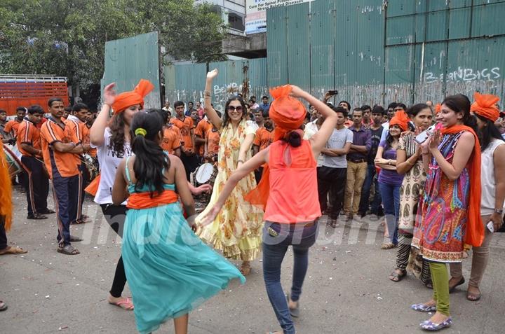 Divya Khosla dances at the Ganpati  Visarjan