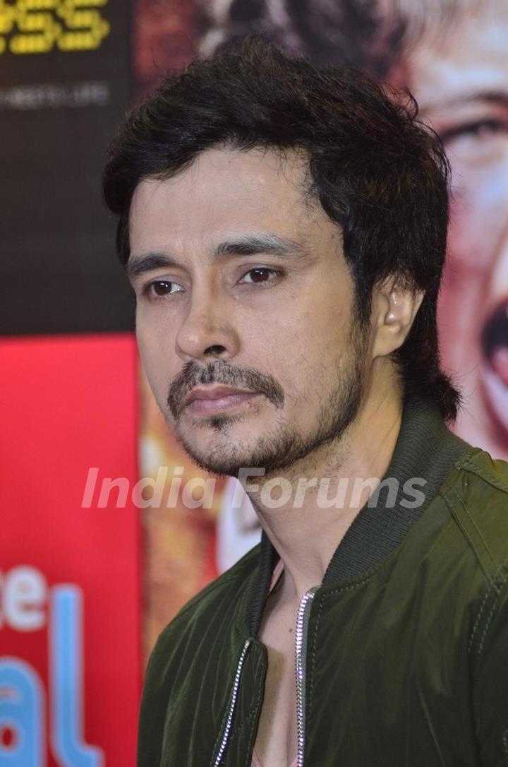 Darshan Kumar was seen at the Promotions of Mary Kom at Reliance Outlet