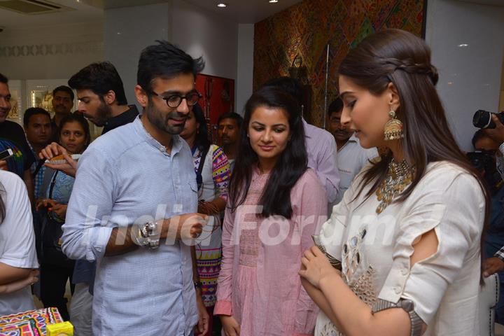 Sonam Kapoor at the Promotions of Khoobsurat in Jaipur