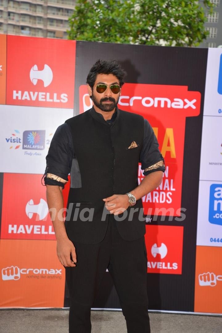 Rana Daggubati poses for the camera at Mircromax SIIMA Awards Day 1