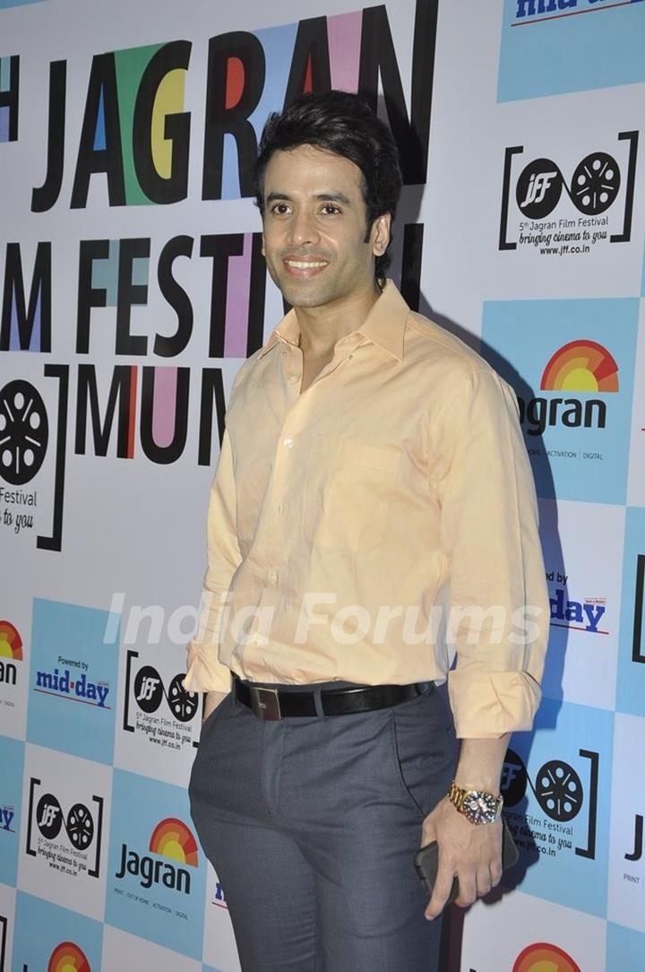 Tusshar Kapoor poses for the media at 5th Jagran Film Festival Mumbai