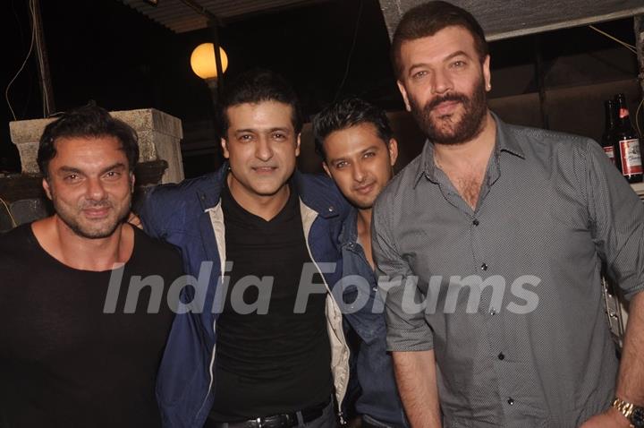 Celebs pose for the media at Rajkumar Kohli's Birthday Bash