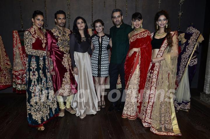 Dia Mirza pose with the models at the Store Launch of Shyamal Bhumika