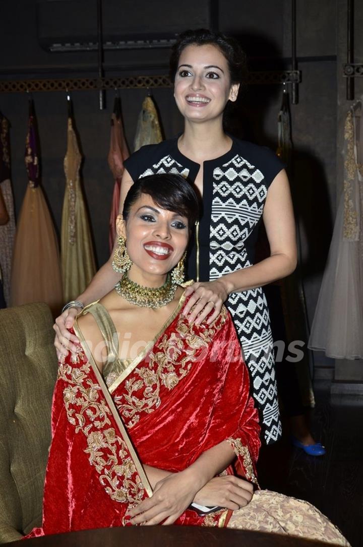 Dia Mirza with a model at the Store Launch of Shyamal Bhumika