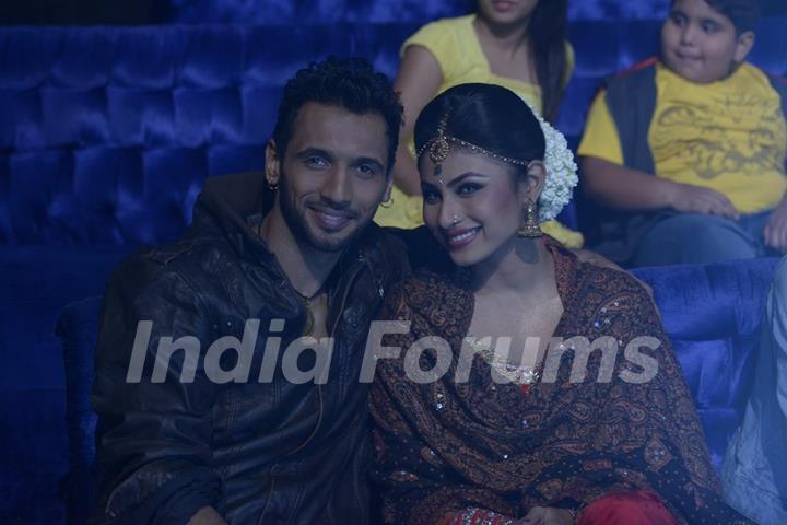 Mouni Roy with Punit Pathak at Jhalak Dikhhlaa Jaa Grand Finale