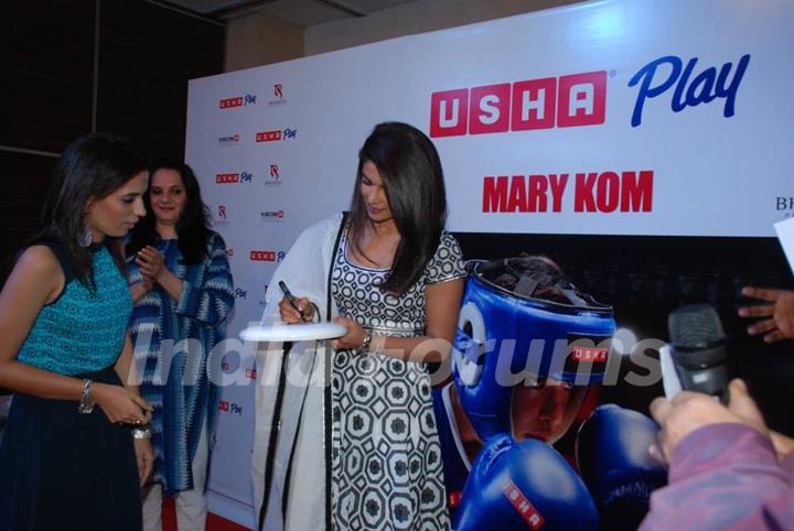 Priyanka Chopra signs her autograph at Usha Event