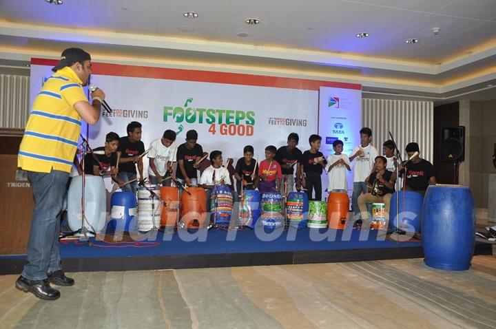 Kids perform at Footsteps 4 Good Ngo Event