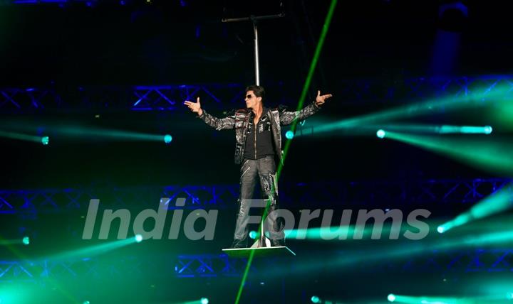 Shah Rukh Khan performs at Slam Tour in Washington