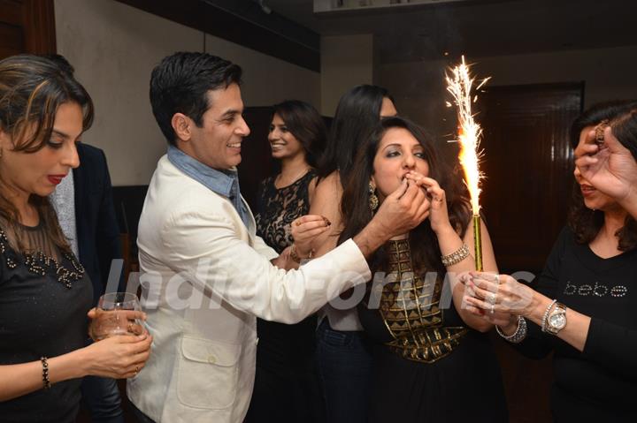 Aman Yatan Verma feeds a piece of cake to Munisha Khatwani at her Birthday Bash