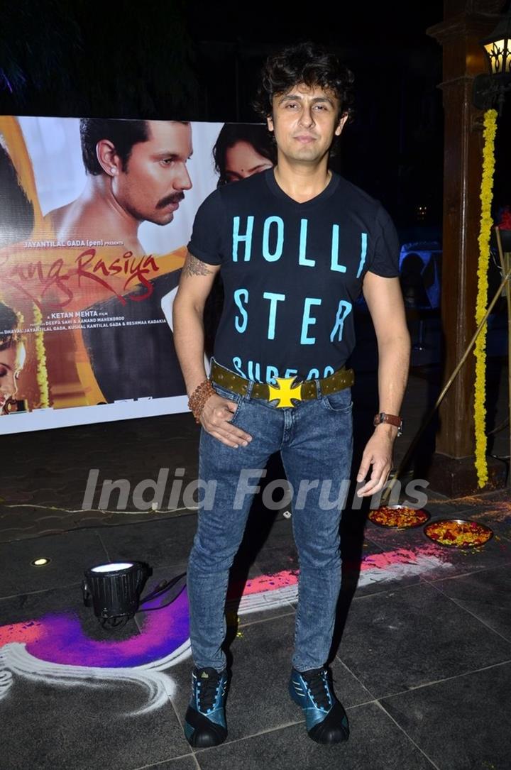 Sonu Nigam at the Music Launch of Rang Rasiya