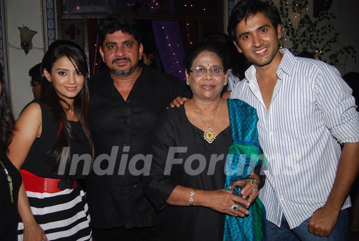 Rajan Shahi poses with Mishkat Varma and Adaa Khan on the set of Itti Si Kushi