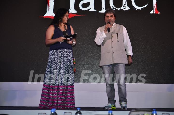 Vishal Bharadwaj adressing the audience at the Book Launch of Haider, Omkara and Maqbo