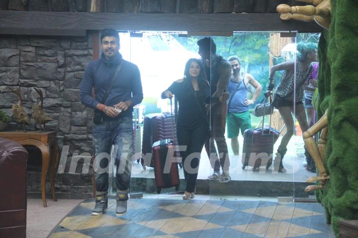 Arya Babbar and Minissha Lamba - Bigg Boss 8