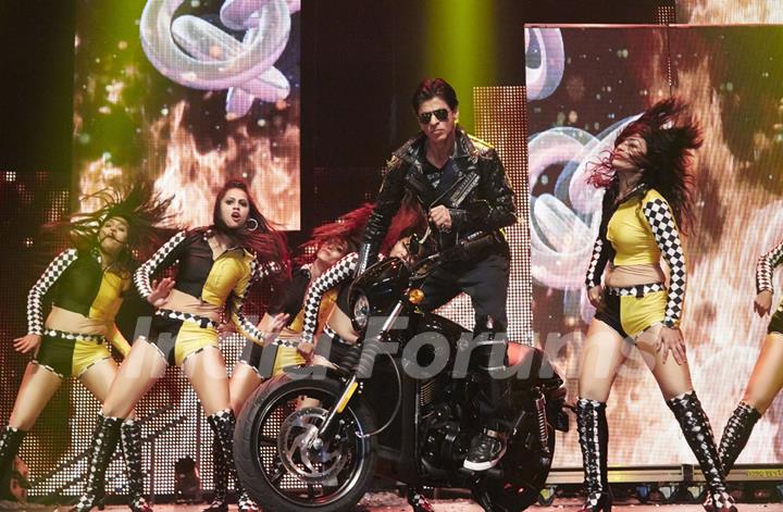 Shah Rukh Khan performs at Slam Tour in Vancouver and San Jose