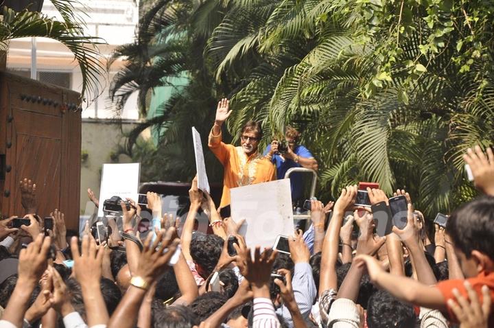 Amitabh Bachchan waves to his fans on his Birthday