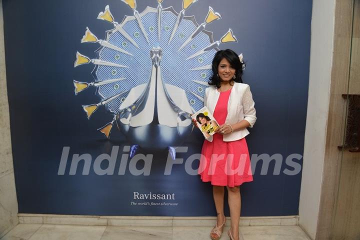 Dr. Jayshree Sharad poses for the media at her Book Launch