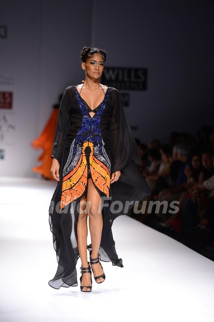 Carol Gracias walks the ramp at the Grand Finale of Wills Lifestyle India Fashion Week