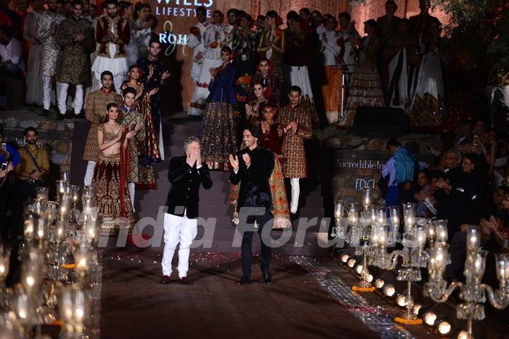 Rohit Bal's show at the Grand Finale of Wills Lifestyle India Fashion Week