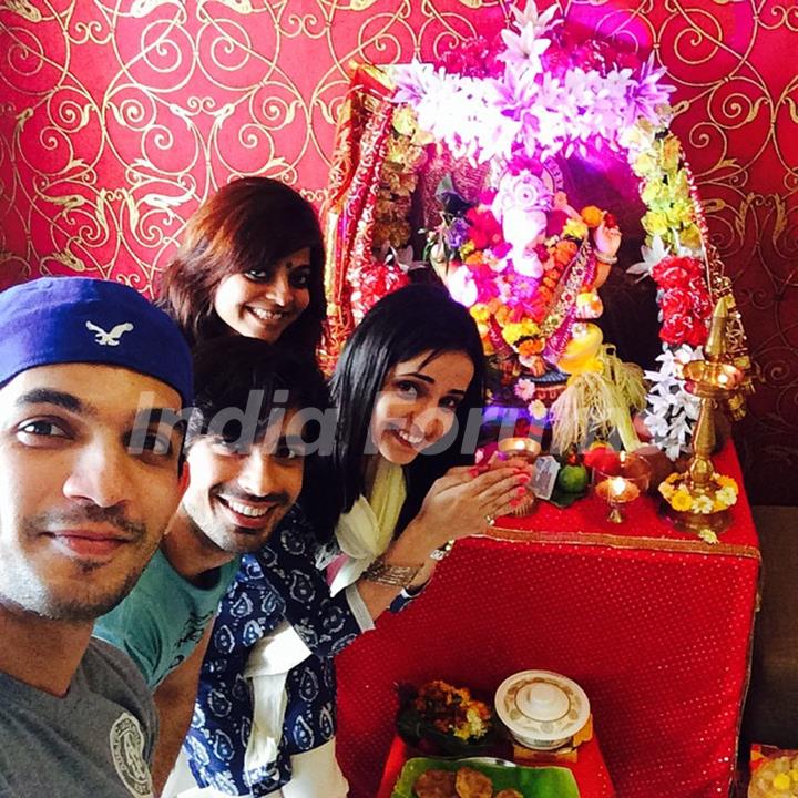 Arjun Bijlani at Ganesh Utsav