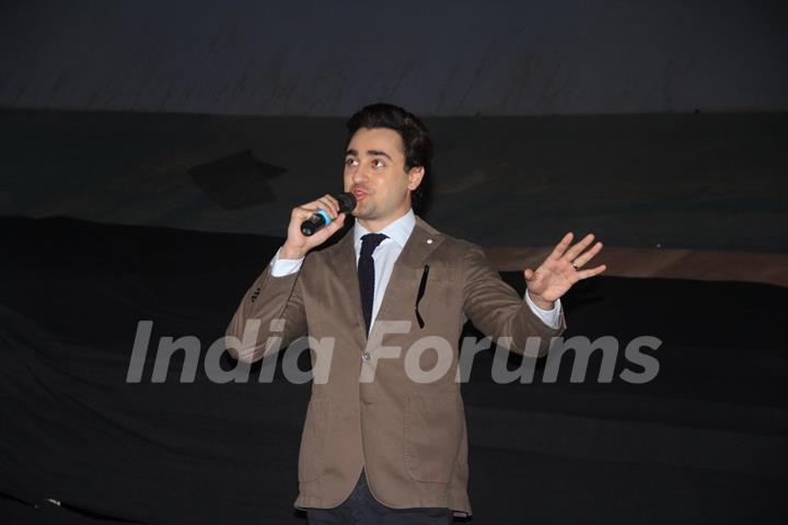 Imran Khan addresses the audience at the 16th MAMI Film Festival