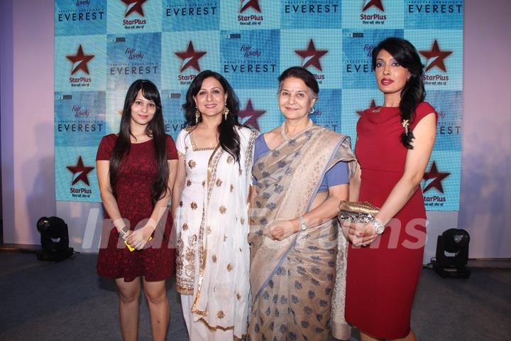 Cast of Everest poses for the media at the Launch