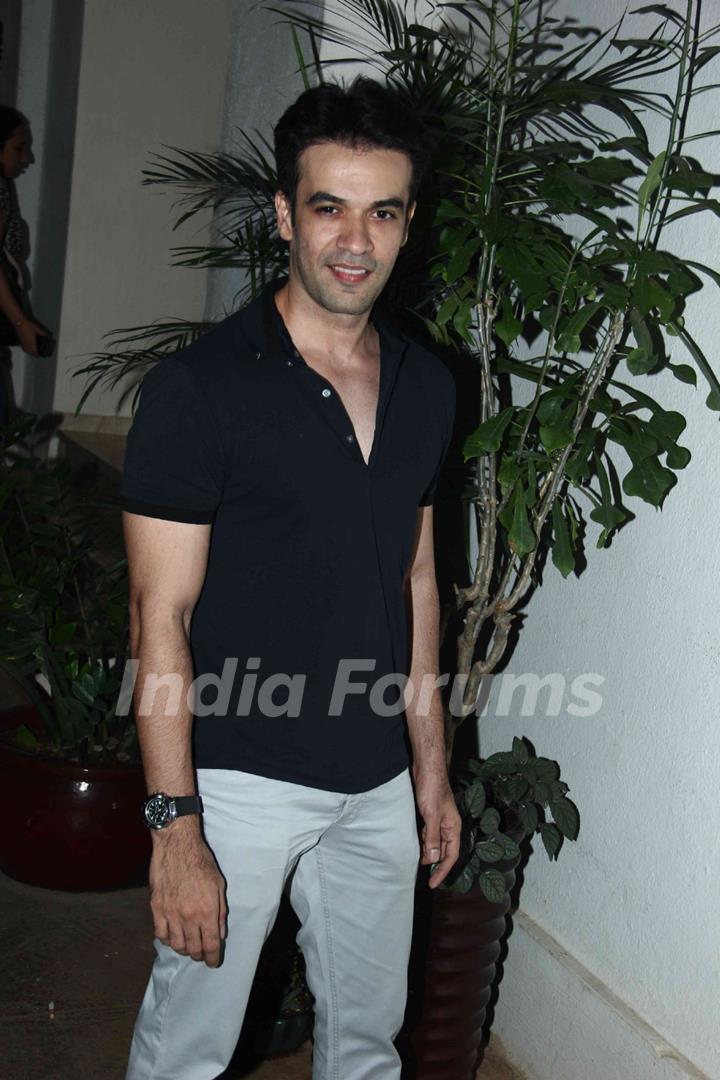 Punit Malhotra poses for the media at the Special Screening of Ben Affleck's Gone Girl