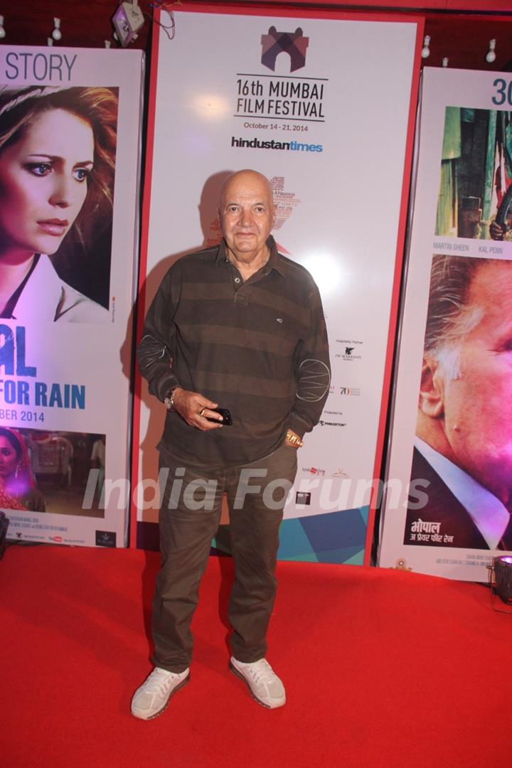 Prem Chopra poses for the media at the 16th MAMI Film Festival Day 7