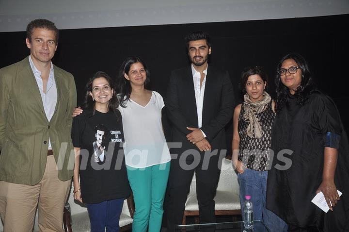 Arjun Kapoor poses with guests at the Closing Ceremony of 16th MAMI Film Festival