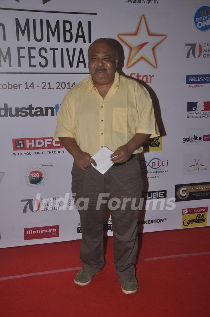 Saurabh Shukla poses for the media at the Closing Ceremony of 16th MAMI Film Festival