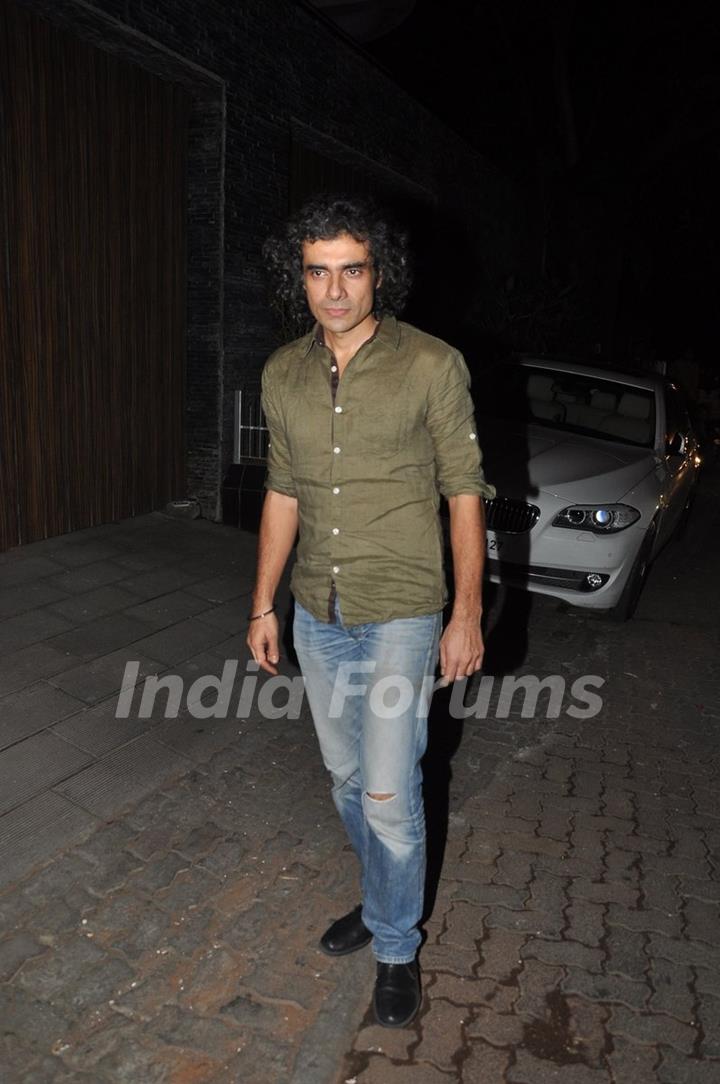 Imtiaz Ali poses for the media at Aamir Khan's Diwali Bash