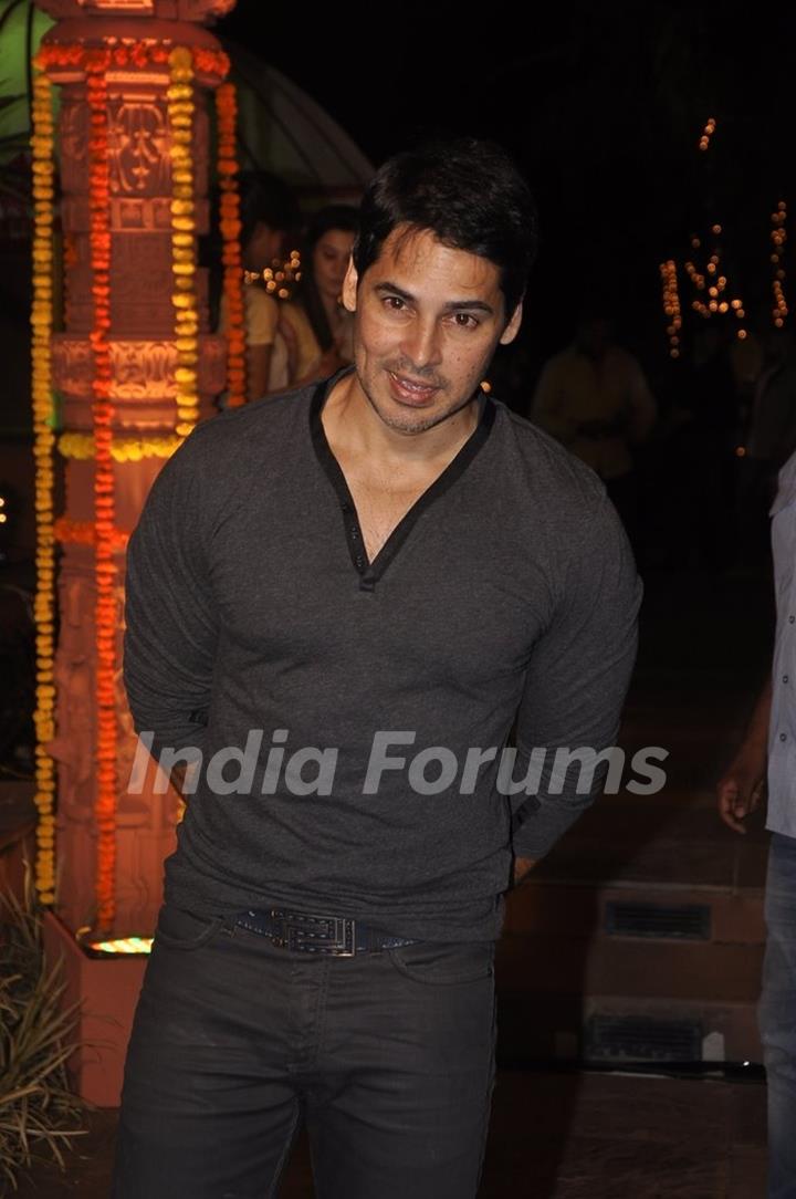 Dino Morea poses for the media at Sachin Joshi's Diwali Bash