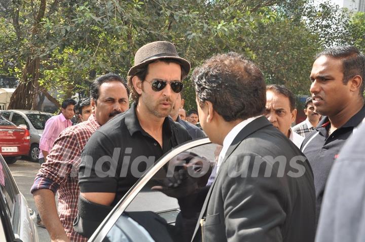 Hrithik Roshan snapped getting out from his car outside Bandra Court