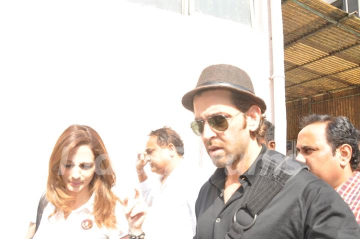 Hrithik Roshan and Sussanne Khan snapped outside Bandra Court