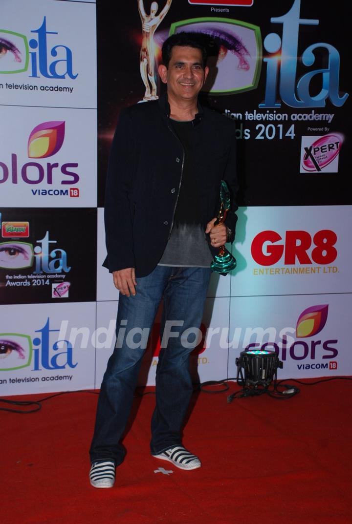 Omung Kumar was seen at the ITA Awards 2014