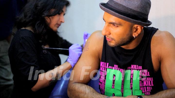 Ranveer Singh Gets Inked for Kill Dil