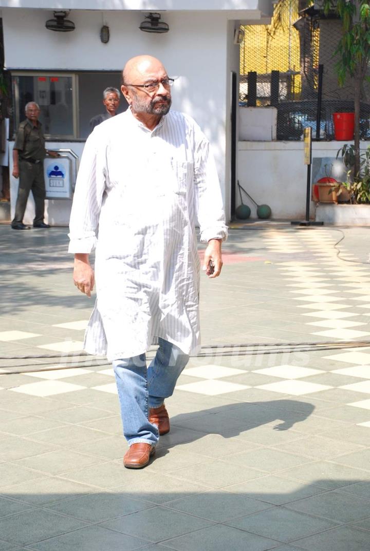 Govind Nihalani was snapped at Sadashiv Amrapurkar's Prayer Meet