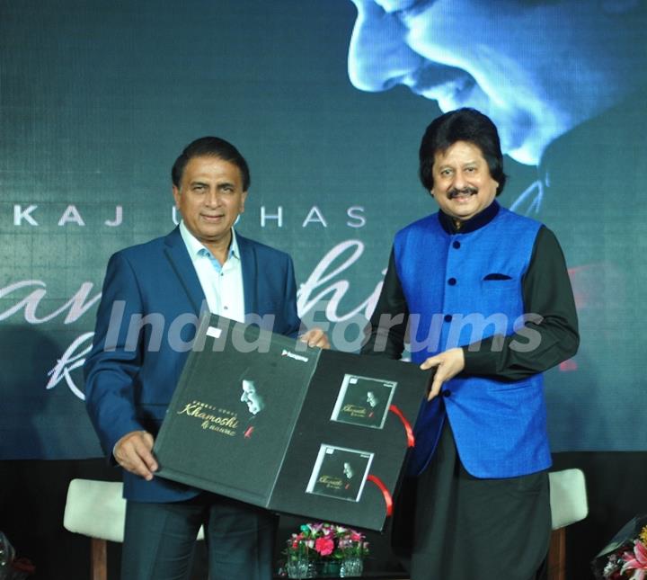 Sunil Gavaskar and Pankaj Udhas Launch the Album 'Khamoshi Ki Aawaz'