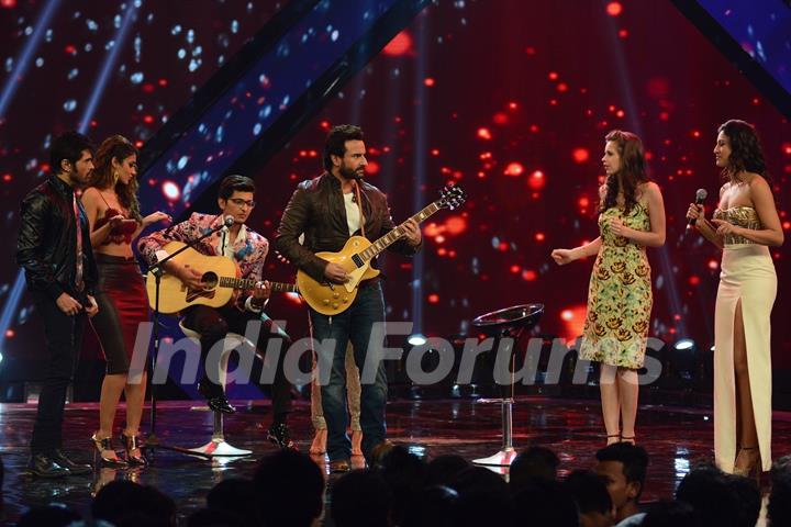 Saif Ali Khan performs during the Promotions of Happy Ending on India's Raw Star