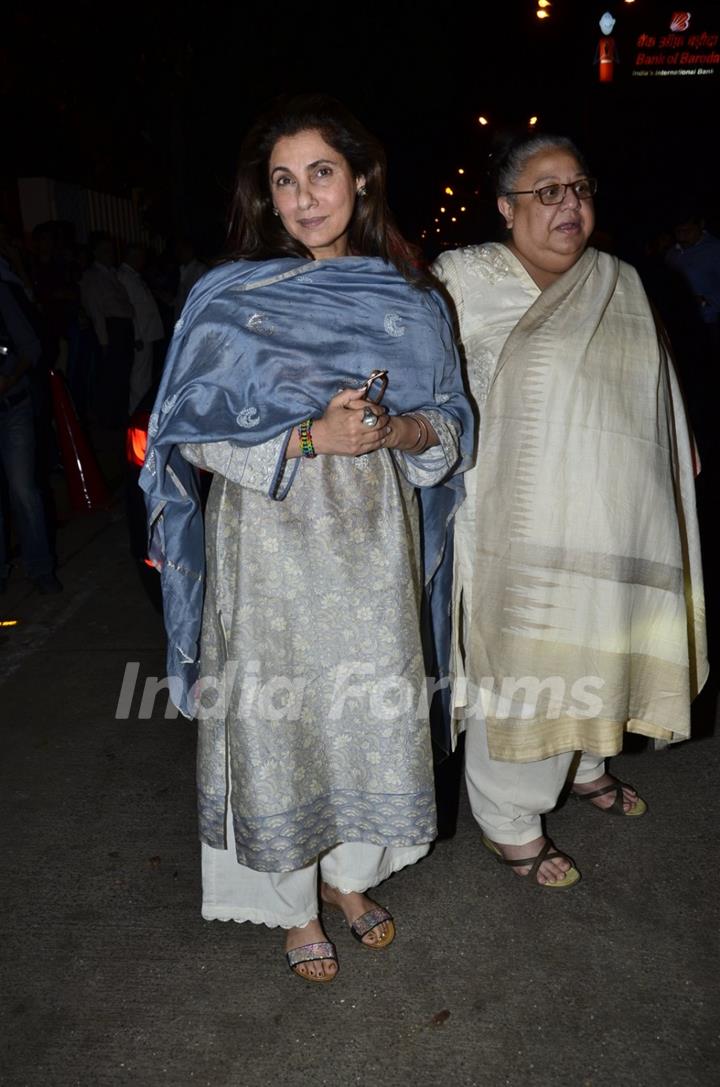 Dimple Kapadia and Honey Irani snapped at the Prayer Meet of Ravi Chopra