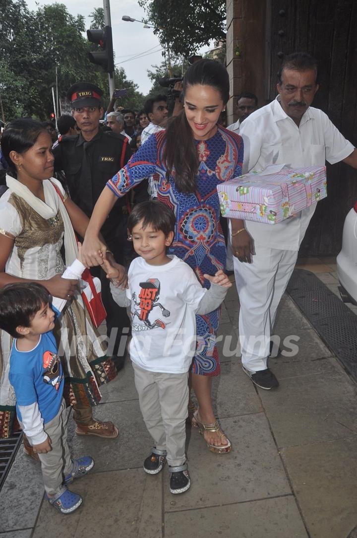 Tara Sharma with her sons were at Aradhya Bachchan's Birthday Bash