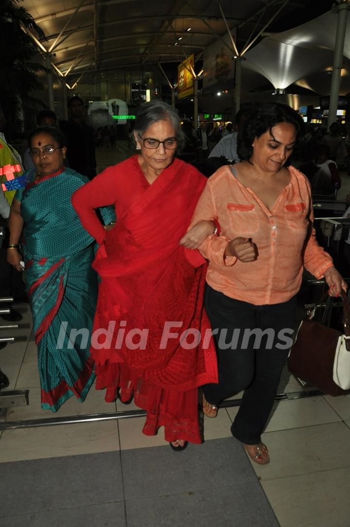 Salma Khan was snapped at airport while returning from Arpita Khan's Wedding